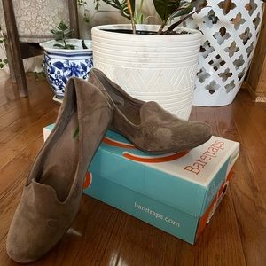 BARETRAPS ALYSON, Color MUSHROOM, Size 9